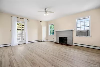 20 Spruce Street, Great Neck, NY 11021 - Photo 11