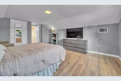 46 Audrey Road, Westbury, NY 11590 - Photo 17