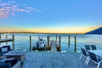 3367 Jason Court, Bellmore, NY 11710 - Photo 3