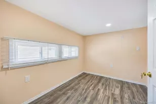 600 Broadway, Amityville, NY 11701 - Photo 23