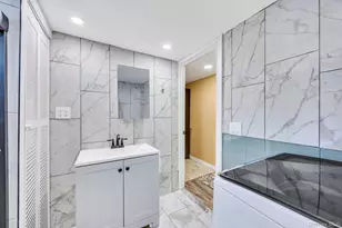 600 Broadway, Amityville, NY 11701 - Photo 21