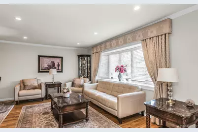 157-57 25th Avenue, Whitestone, NY 11357 - Photo 7