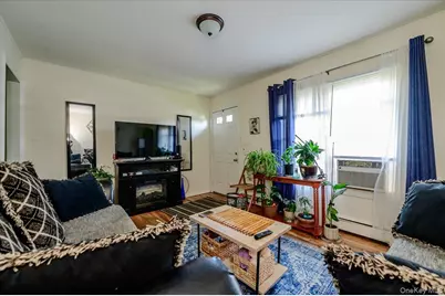 1380 Brooklyn Boulevard, Bay Shore, NY 11706 - Photo 3