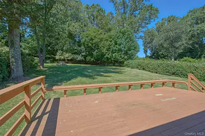 185 Pinewood Road, Hartsdale, NY 10530 - Photo 17