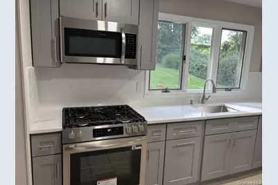 185 Pinewood Road, Hartsdale, NY 10530 - Photo 7