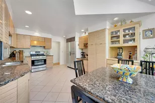 2 Meadowwood Ln, Rye, NY 10580 - Photo 11