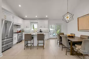 26 Abrams Pl, Lynbrook, NY 11563 - Photo 5