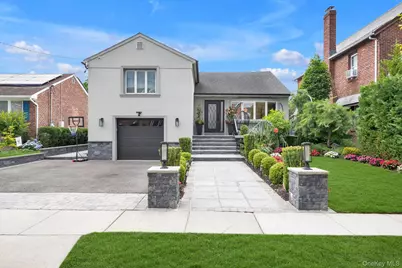 26 Abrams Place, Lynbrook, NY 11563 - Photo 1