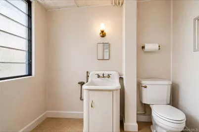 3026 Avenue T, Brooklyn, NY 11229 - Photo 31