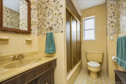 3026 Avenue T, Brooklyn, NY 11229 - Photo 23