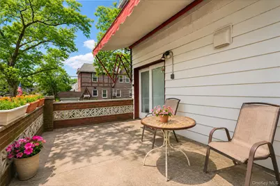 3026 Avenue T, Brooklyn, NY 11229 - Photo 19