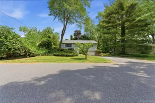 55 Corey Ave, Blue Point, NY 11715 - Photo 9