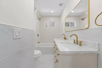 86 E 13th Street, South Huntington, NY 11746 - Photo 11