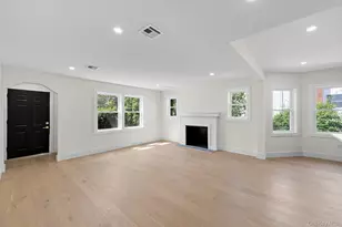 86 E 13th St, South Huntington, NY 11746 - Photo 17