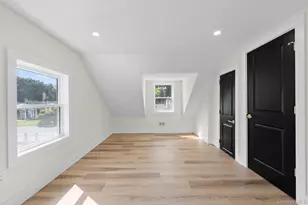 86 E 13th St, South Huntington, NY 11746 - Photo 21