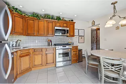 77 Grand Street, Elmont, NY 11003 - Photo 9