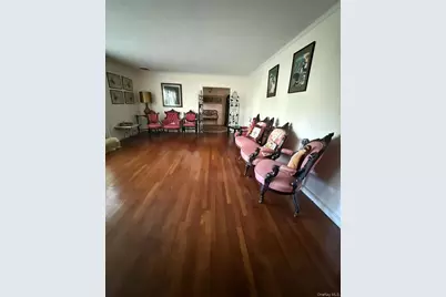 10 Hempton Road, Great Neck, NY 11020 - Photo 5