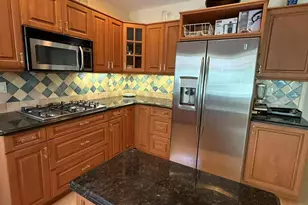 10 Hempton Rd, Great Neck, NY 11020 - Photo 7