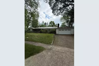 10 Hempton Road, Great Neck, NY 11020 - Photo 3