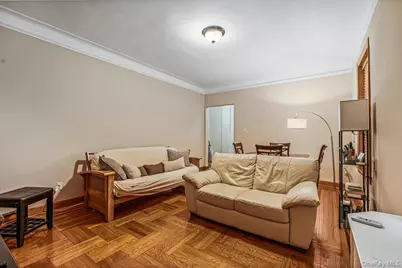 8344 Lefferts Boulevard #3D, Kew Gardens, NY 11415 - Photo 5