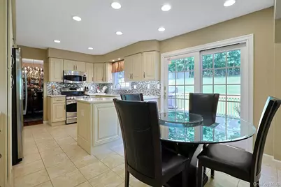 32 Sandstone Trail, New City, NY 10956 - Photo 11