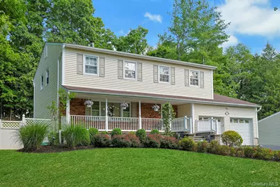 32 Sandstone Trail, New City, NY 10956 - Photo 1