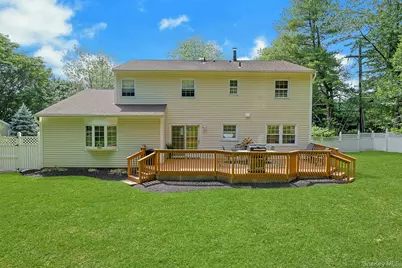 32 Sandstone Trail, New City, NY 10956 - Photo 31