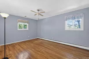 89 Beaumont Dr, Plainview, NY 11803 - Photo 25