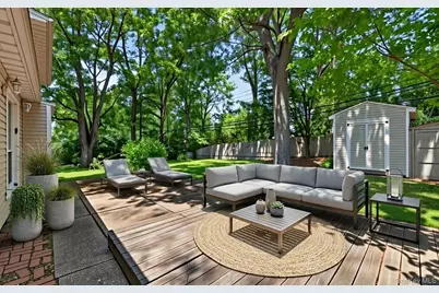 89 Beaumont Drive, Plainview, NY 11803 - Photo 35