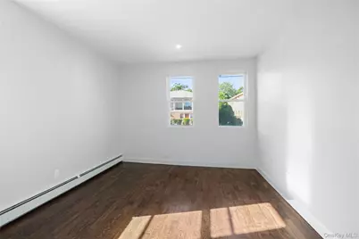 21704 135th Avenue, Springfield Gardens, NY 11413 - Photo 7