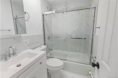21704 135th Avenue, Springfield Gardens, NY 11413 - Photo 11