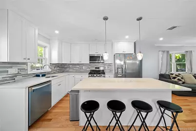 244 Sheridan Street, Westbury, NY 11590 - Photo 9