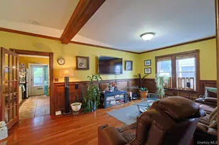 8 Bartlett St, Ellenville, NY 12428 - Photo 7
