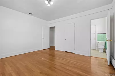 245 W Walnut Street, Long Beach, NY 11561 - Photo 13