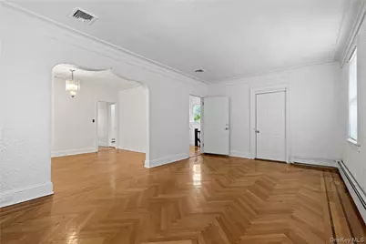 245 W Walnut Street, Long Beach, NY 11561 - Photo 7