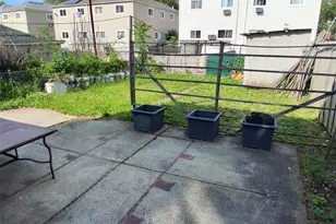 636 Logan Ave, Bronx, NY 10465 - Photo 3
