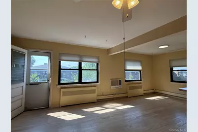 1201 E Broadway #H-22, Hewlett, NY 11557 - Photo 11