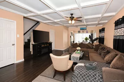 13337 118th Street, Ozone Park, NY 11420 - Photo 5