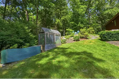 17 Stoutenburgh Drive, Hyde Park, NY 12538 - Photo 39