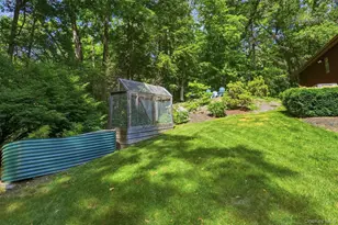 17 Stoutenburgh Dr, Hyde Park, NY 12538 - Photo 39