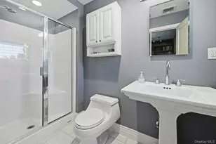 447 Sayville Blvd, Sayville, NY 11782 - Photo 23