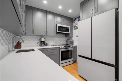 20 Old Mamaroneck Road #7G, White Plains, NY 10605 - Photo 5