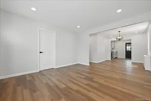 20 Wyona Ave, Lindenhurst, NY 11757 - Photo 5