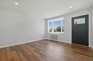 20 Wyona Ave, Lindenhurst, NY 11757 - Photo 7