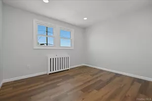 20 Wyona Ave, Lindenhurst, NY 11757 - Photo 23