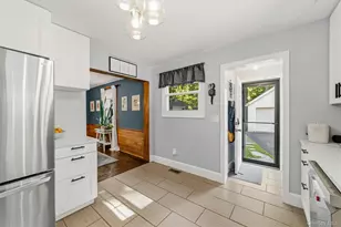7 Brook Pl, Ossining, NY 10562 - Photo 9