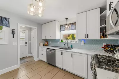 7 Brook Place, Ossining, NY 10562 - Photo 7