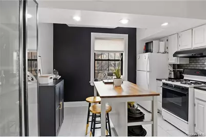 23 Old Mamaroneck Road #ST4, White Plains, NY 10605 - Photo 5