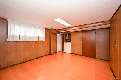 53-19 195th Street, Fresh Meadows, NY 11365 - Photo 15