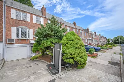 53-19 195th Street, Fresh Meadows, NY 11365 - Photo 17